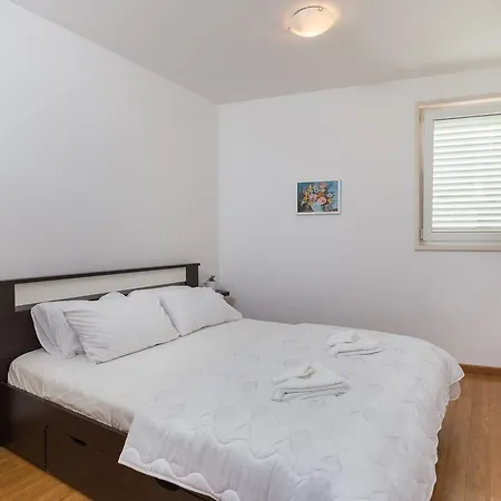 Gorica Apartment