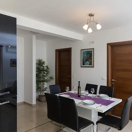 Apartment Gorica